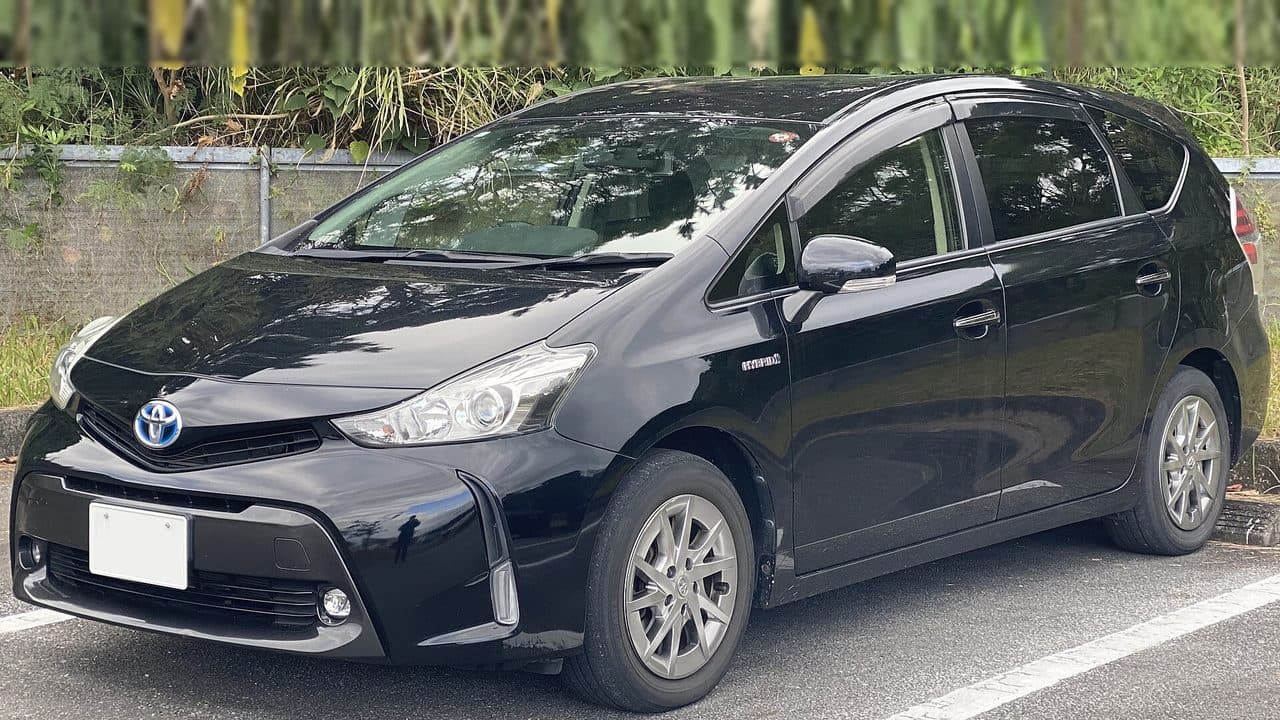 Toyota Prius α